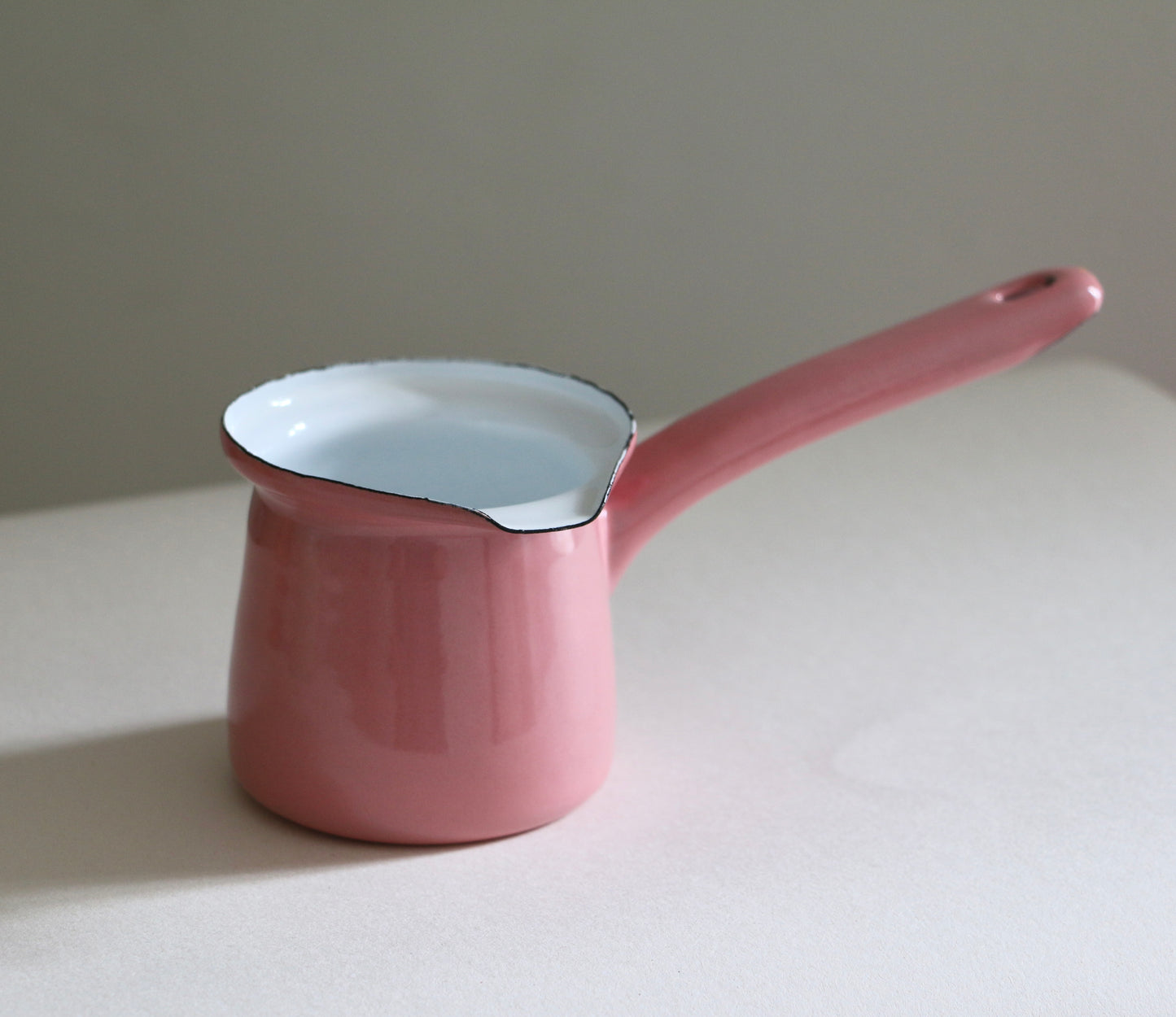 Enamel Milk Pan - Pink