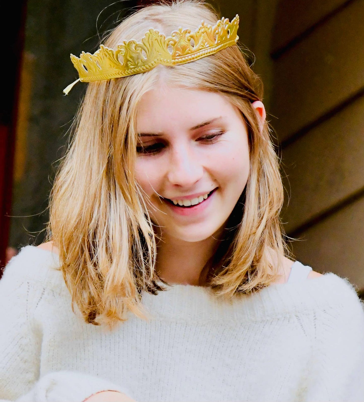 Embossed Royal Crown