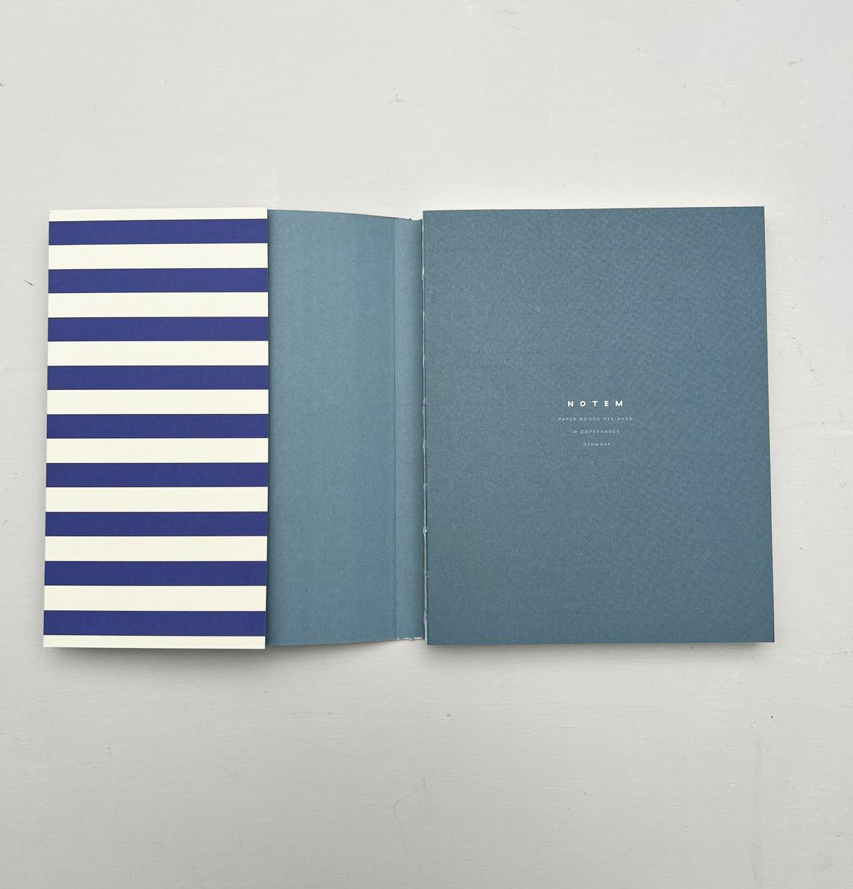 Notem Flat Lay Weekly Planner - Blue Stripe