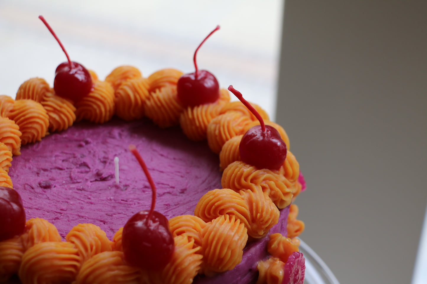 Lambeth Cake Wax Candle No. 1