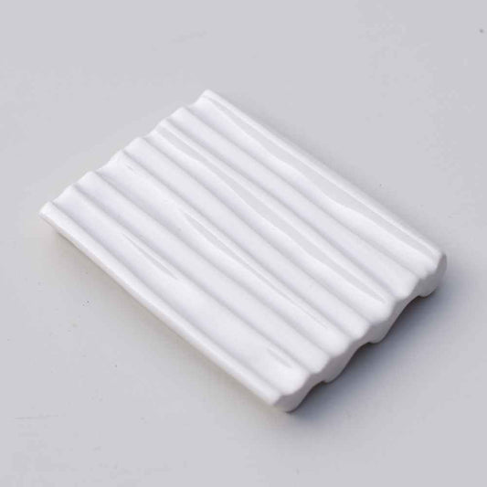 CERAMIC RIBBED SOAP DISH