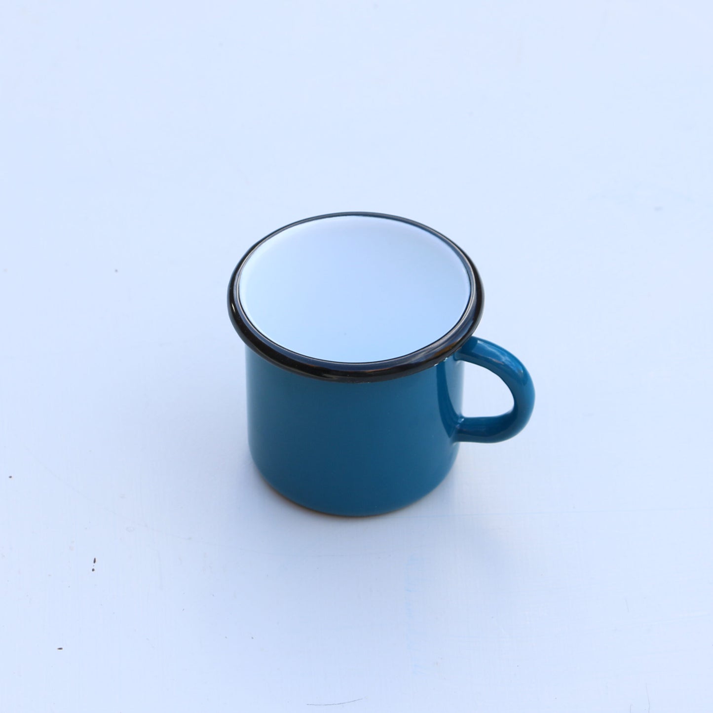 Enamel mugs