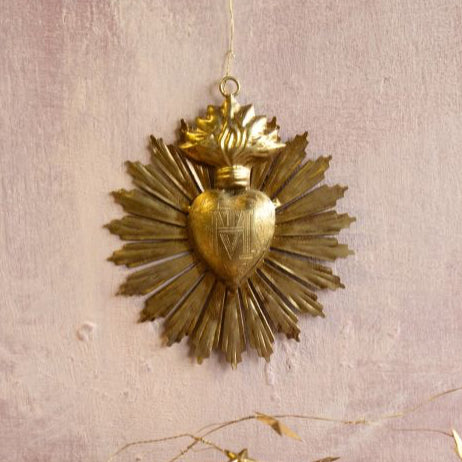 Radiant Heart Decoration