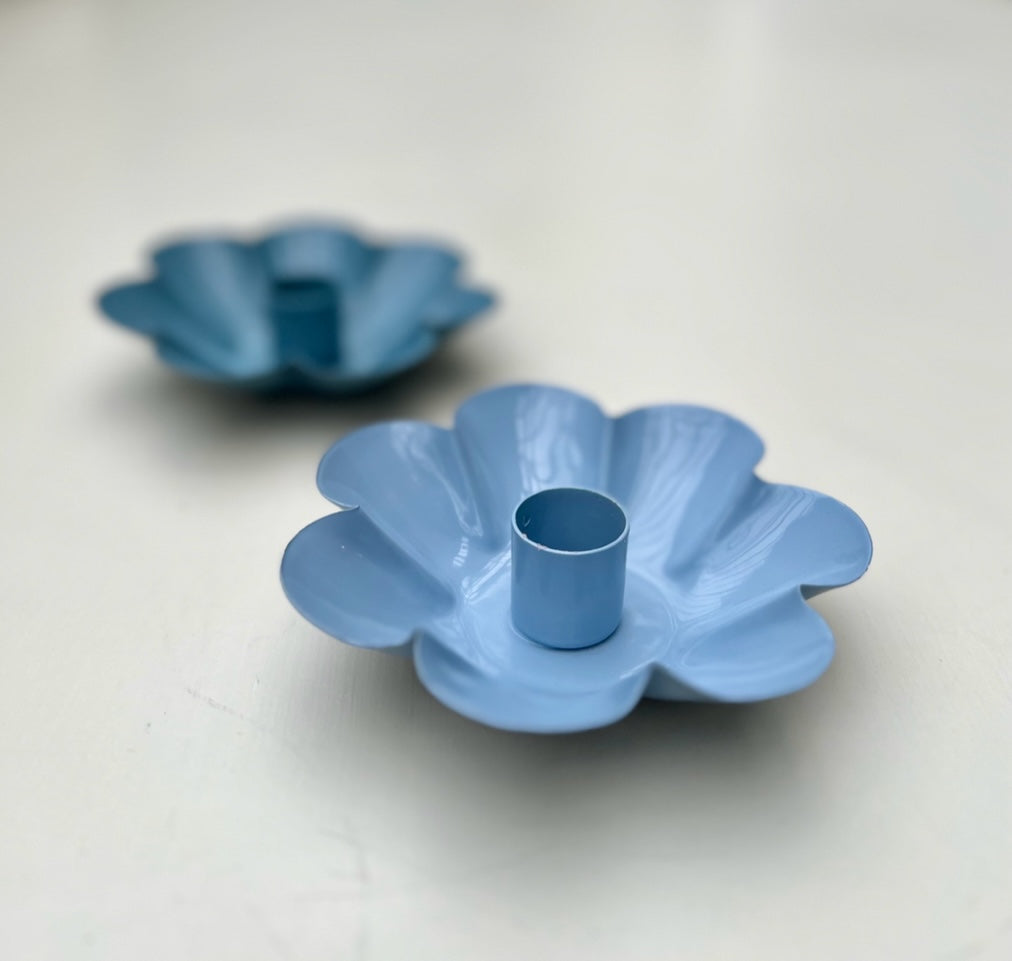 Metal Flower Candle Holder