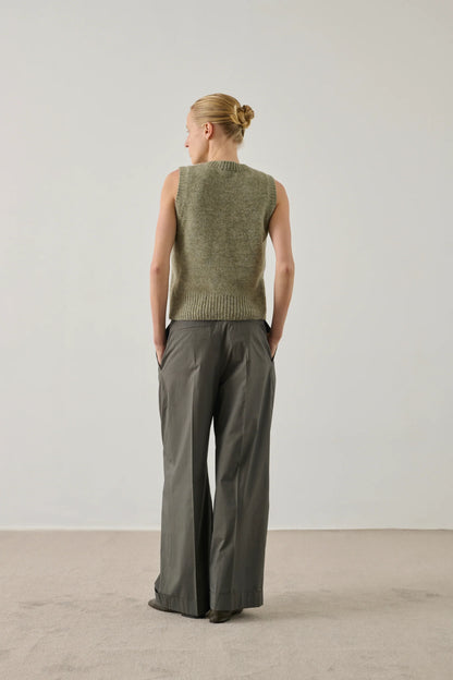 Namaste Sleeveless Pullover - Vert D’eau