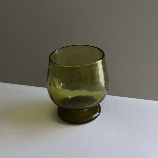 Salaheddin Footed Coupe - Olive