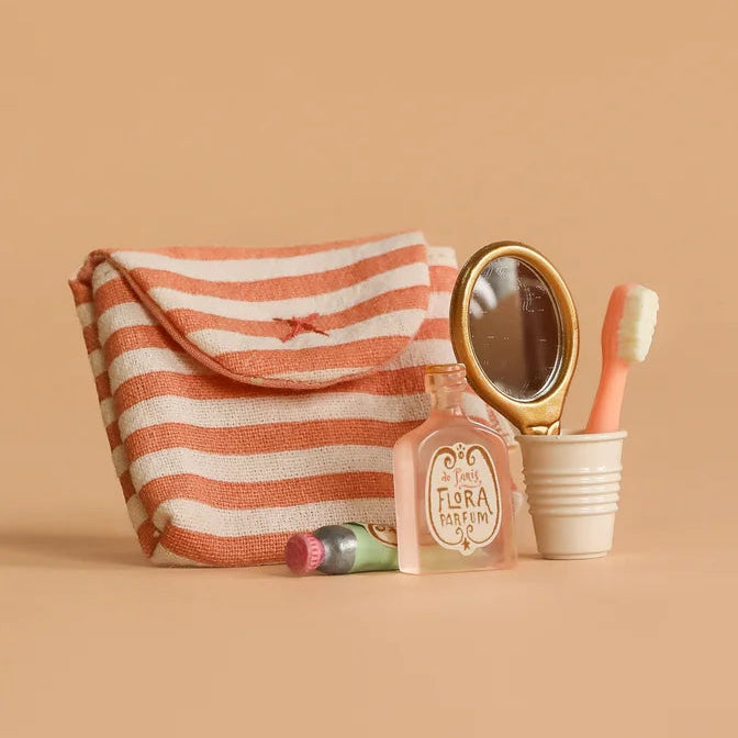 Maileg Toiletry Bag - Coral