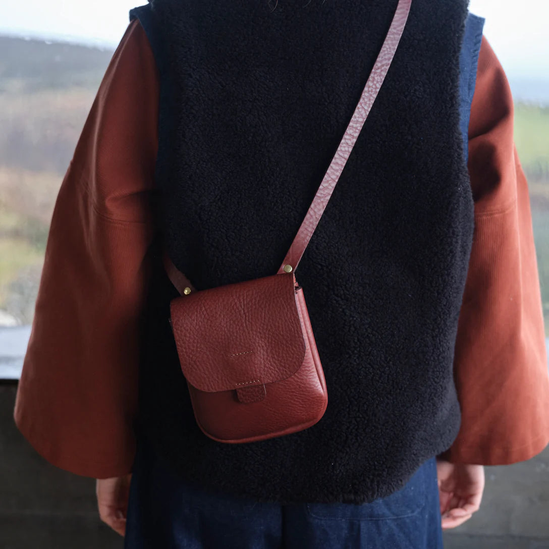 Half Orbed Tab Bag - Chestnut