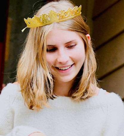 Embossed Royal Crown