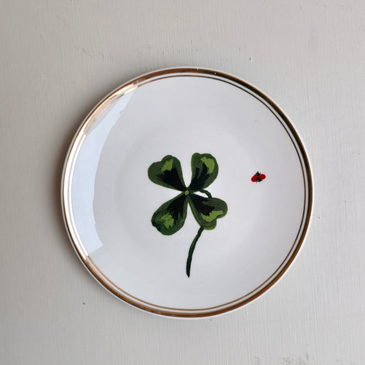 Four leaf clover plate