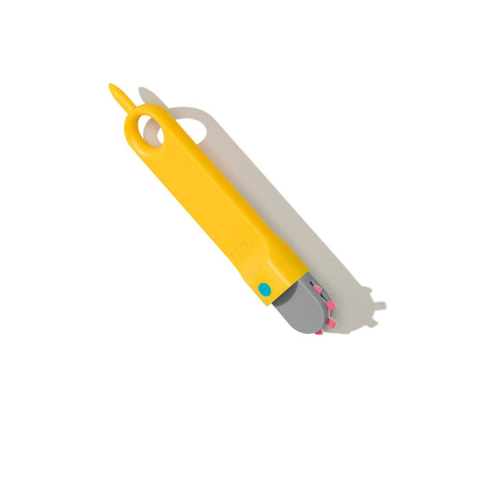 Makedo - Fold-Roller Tool