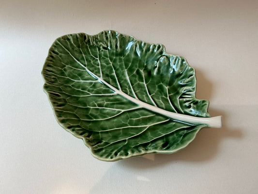 BORDALLO CABBAGE LEAF DISH