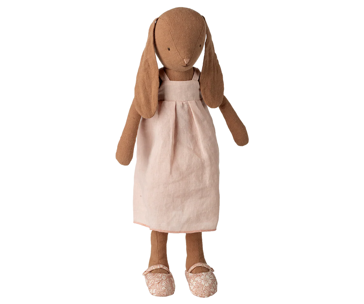 Bunny Size 3 - Brown in Plain Dress