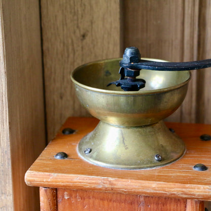Vintage Coffee/Pepper Grinder #41