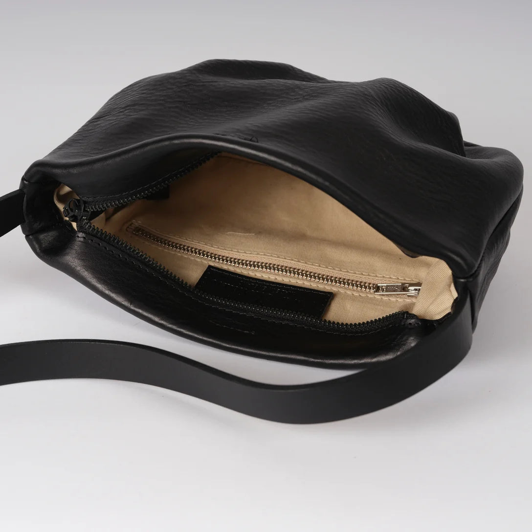 NEW NEEDS PRICE Mini Eve Bag - Black