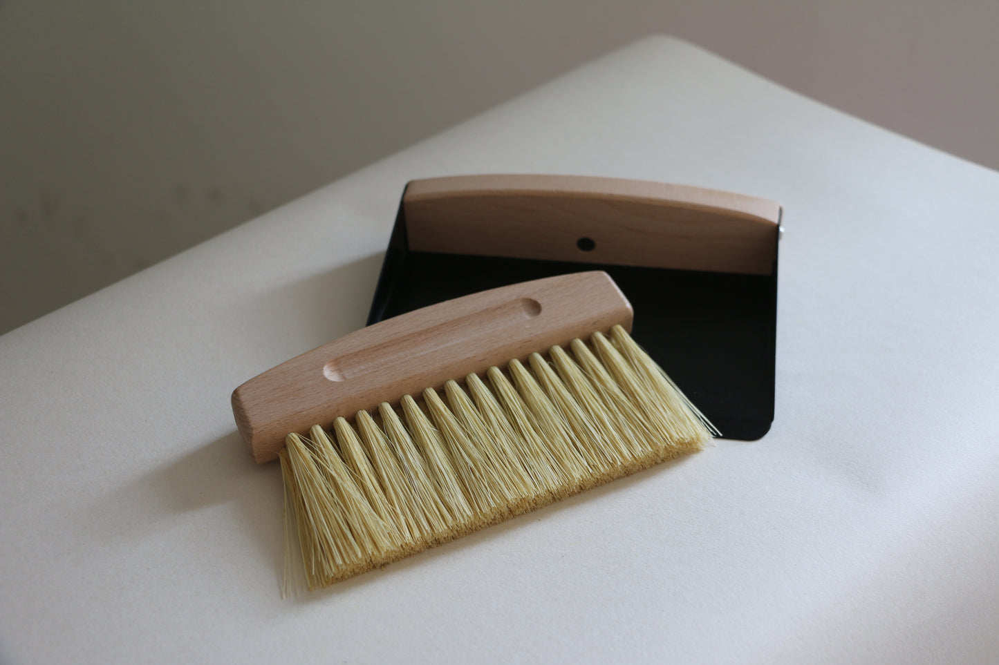 Tabletop Dustpan with Brush