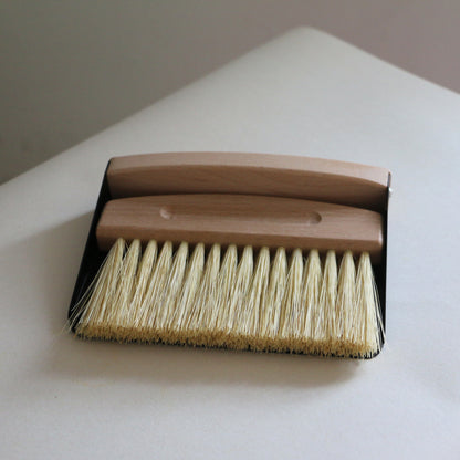 Tabletop Dustpan with Brush