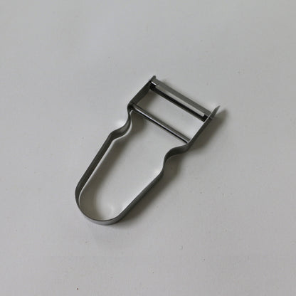 Vegetable Peeler