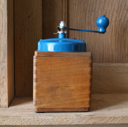 Vintage Coffee/Pepper Grinder #24