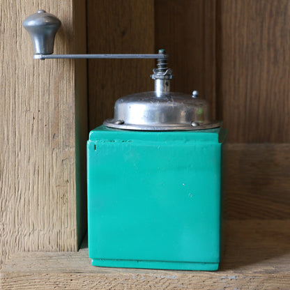 Vintage Coffee/Pepper Grinder #28