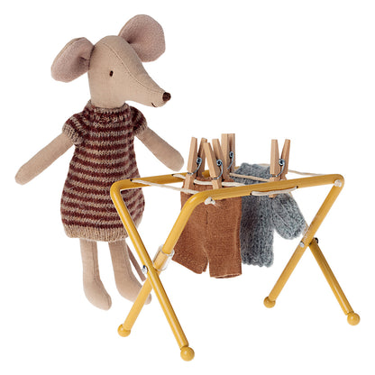 Mouse Drying Rack with Pegs
