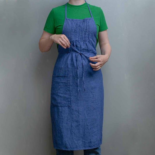Linen 'Sabine' blue apron